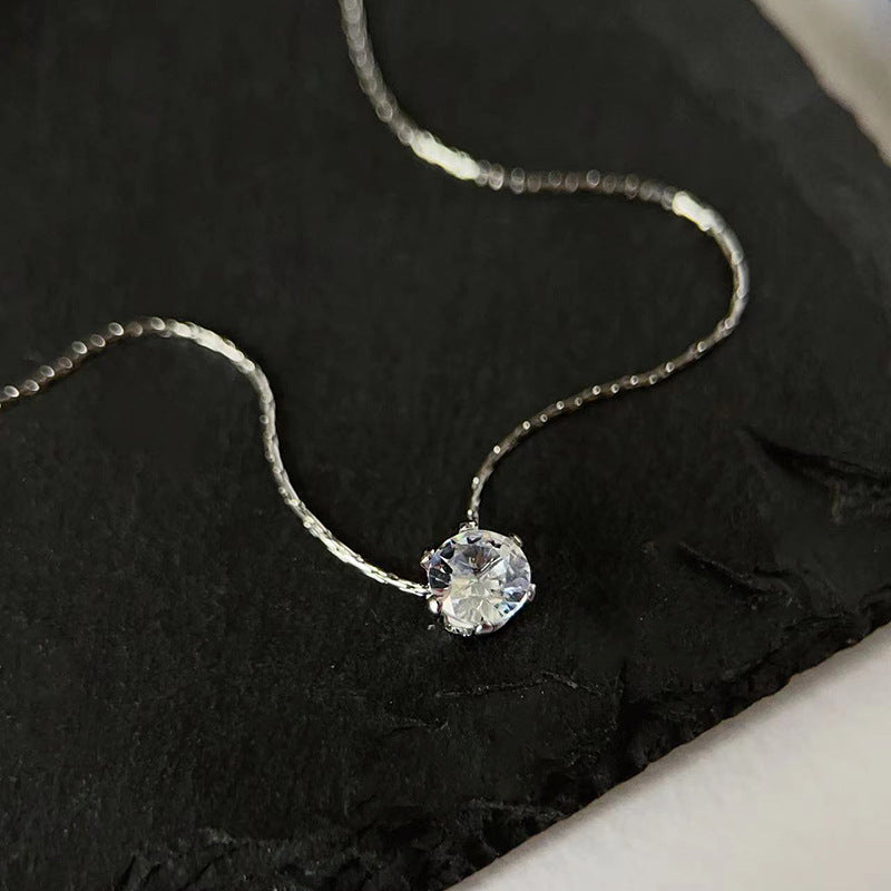 Single Diamond Necklace 18K