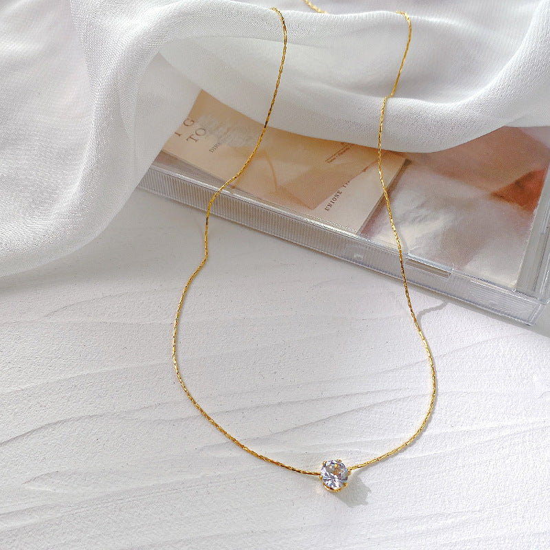 Single Diamond Necklace 18K